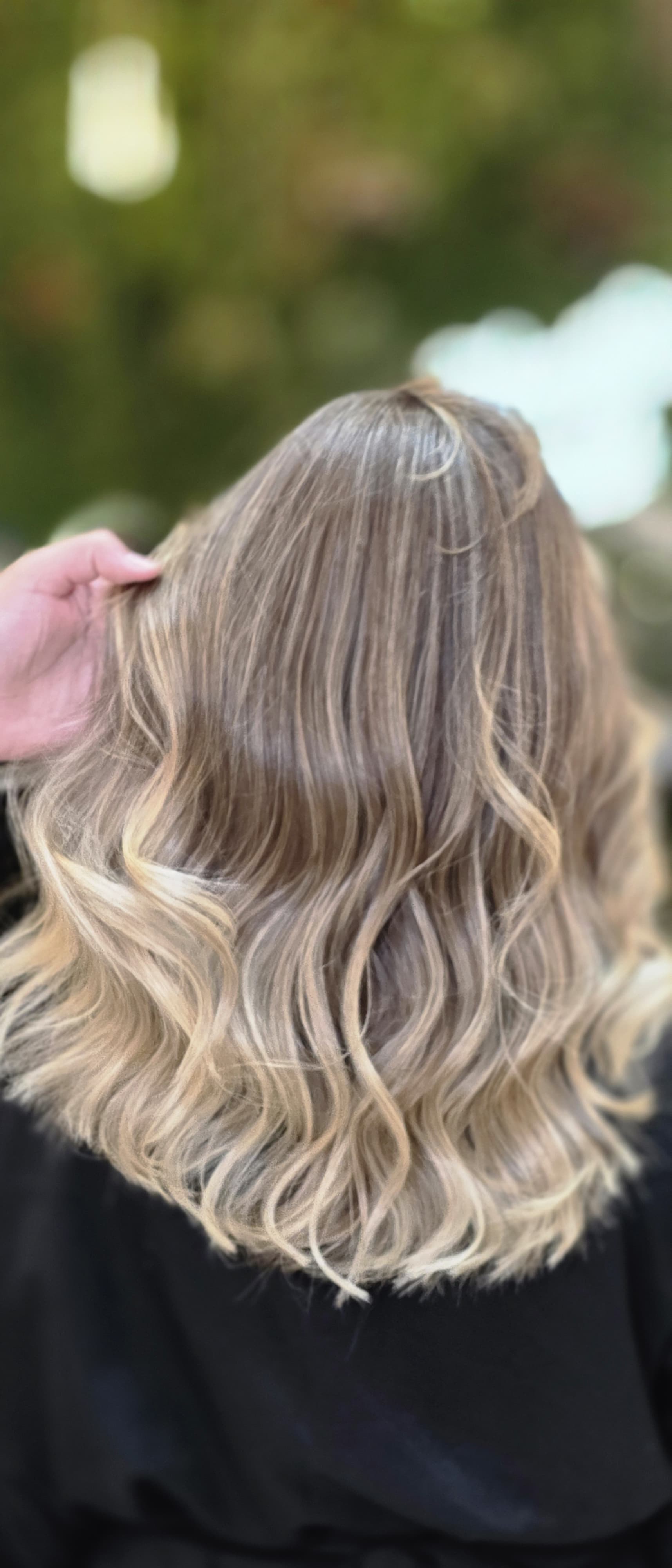 Loiro iluminado com ondas suaves feito no Mansão Week, Vila Carrão